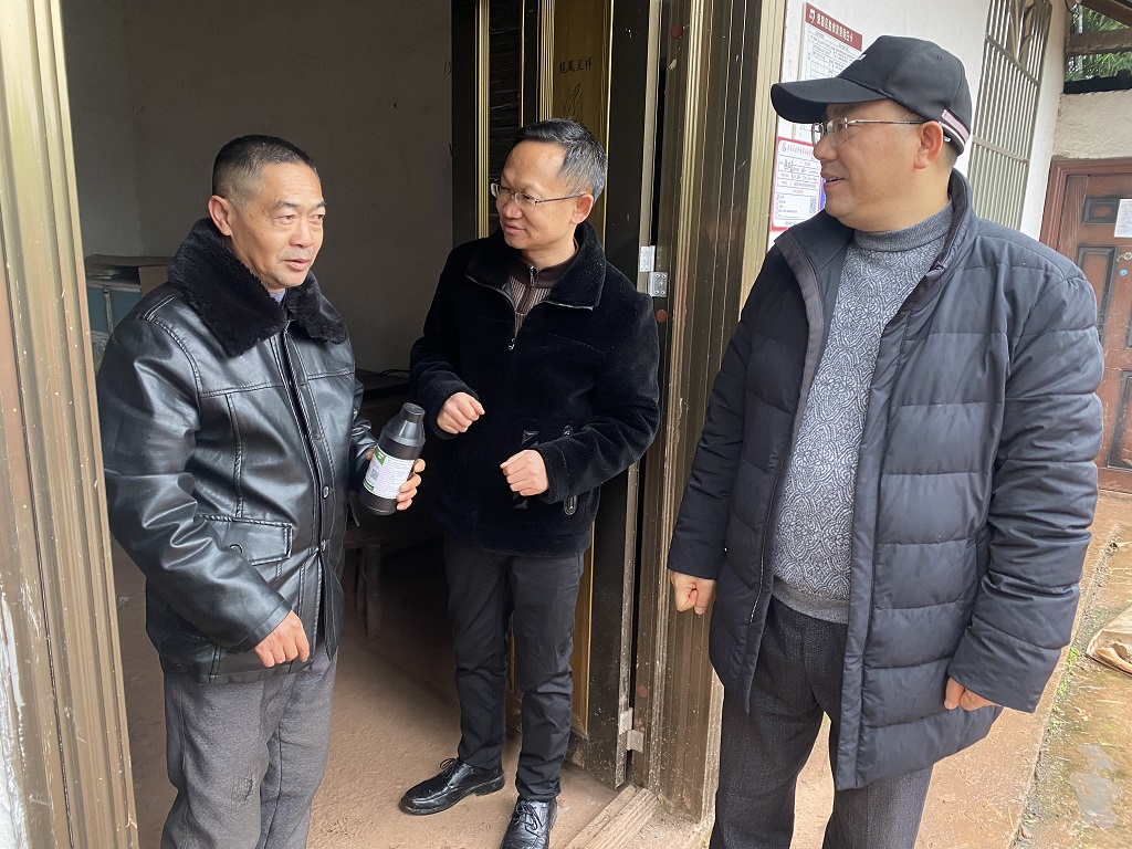 7走访学员陈四青家.jpg